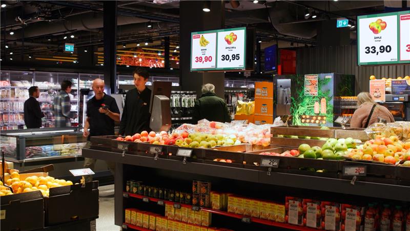 SOLUM and EWQ Announce Strategic Partnership Expansion at EuroShop to Advance Integrated In-Store Digital Communication