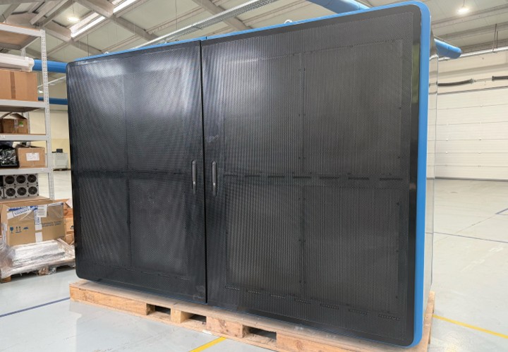 i-charging and SOLUM Launch Commercial Deliveries of MAX Charging Platform with up to 1.6 MW