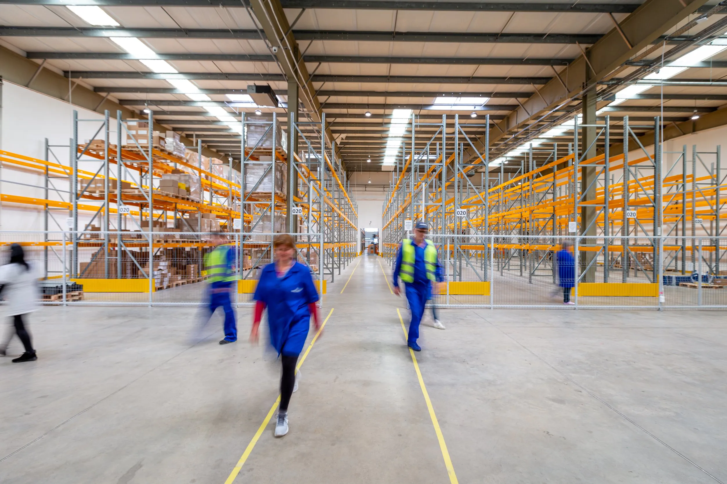 Benefits of Industrial Lights in Warehouse Facilities